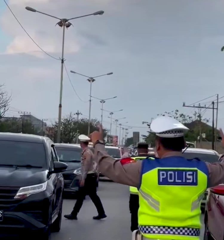 Lalu Lintas Padat di Pantura Demak, Polisi Terapkan Rekayasa Lalin