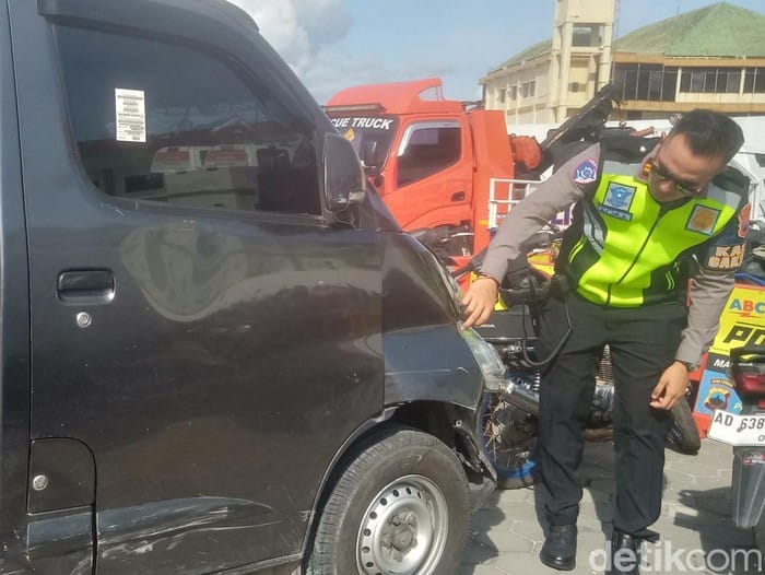 Mio Tabrak Grandmax di Kalikebo Klaten, 1 Pelajar Tewas di Tempat
