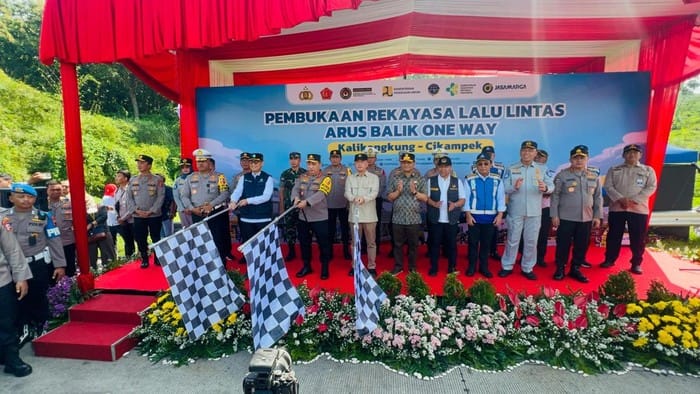 Penerapan One Way Nasional, Kapolri Sampaikan Mekanisme di Tol Kalikangkung–Cikampek