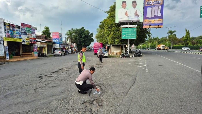 Kecelakaan Maut di Prambanan: Pengendara Motor Klaten Tewas Tertabrak Truk