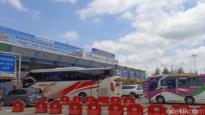 Rekayasa One Way Semarang-Jakarta Batal Hari Ini, Akan Diterapkan 6 April 2025
