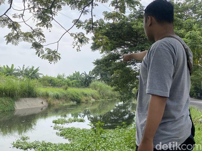 Penemuan Mayat Pria Telanjang di Kali Kokrosono, Polisi Selidiki Penyebab Kematian