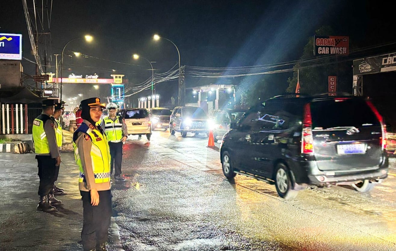Pastikan Kelancaran Arus Balik, Kapolres Magelang Kota Pimpin Pengamanan