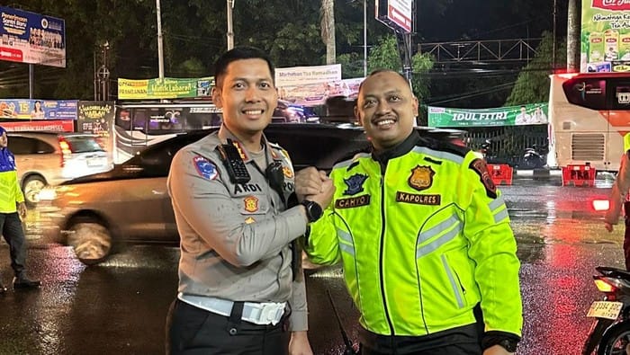 Atasi Kepadatan, Polres Klaten Bersama Polda DIY Rekayasa Arus di Pertigaan Prambanan