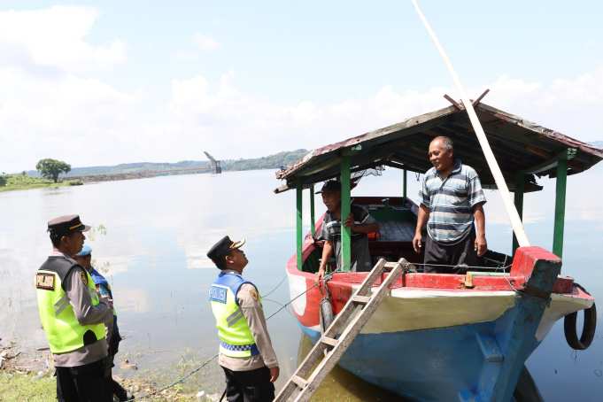 Kapolres Grobogan Turun Langsung Kawal Arus Balik dan Wisatawan