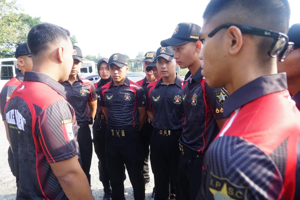 Taruna Akpol Borong Prestasi: 8 dari 17 Sabet Piala Kejuaraan Menembak Danjen Kopassus