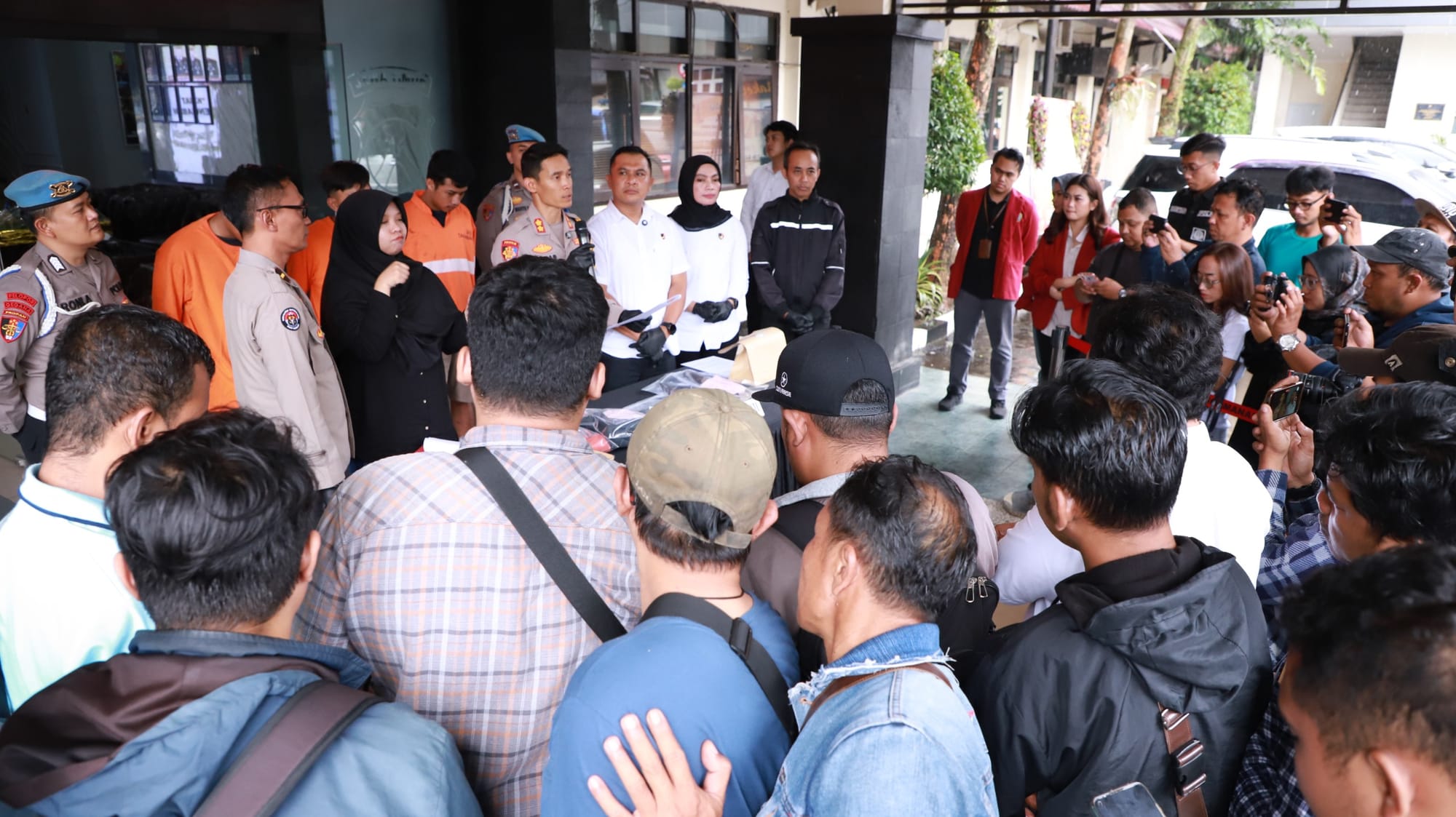 Polresta Malang Kota Berhasil Amankan Lima Pelaku Pengeroyokan di Kafe Jl Ciganjur