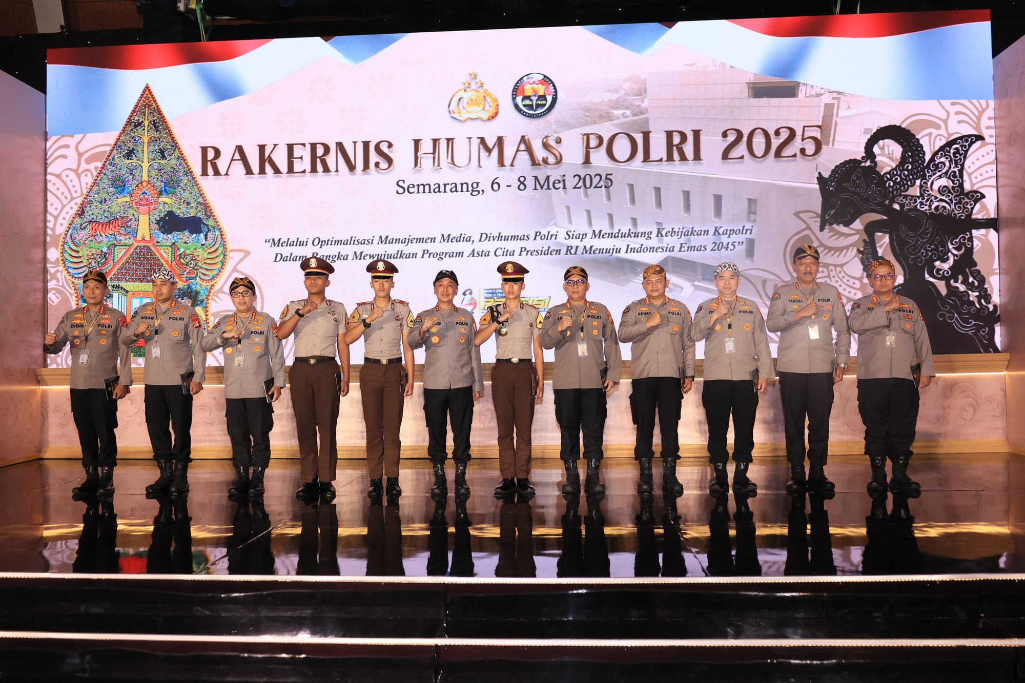 Humas Polri Genjot Kompetensi Digital Lewat Sertifikasi dan Inovasi Podcast di Rakernis 2025