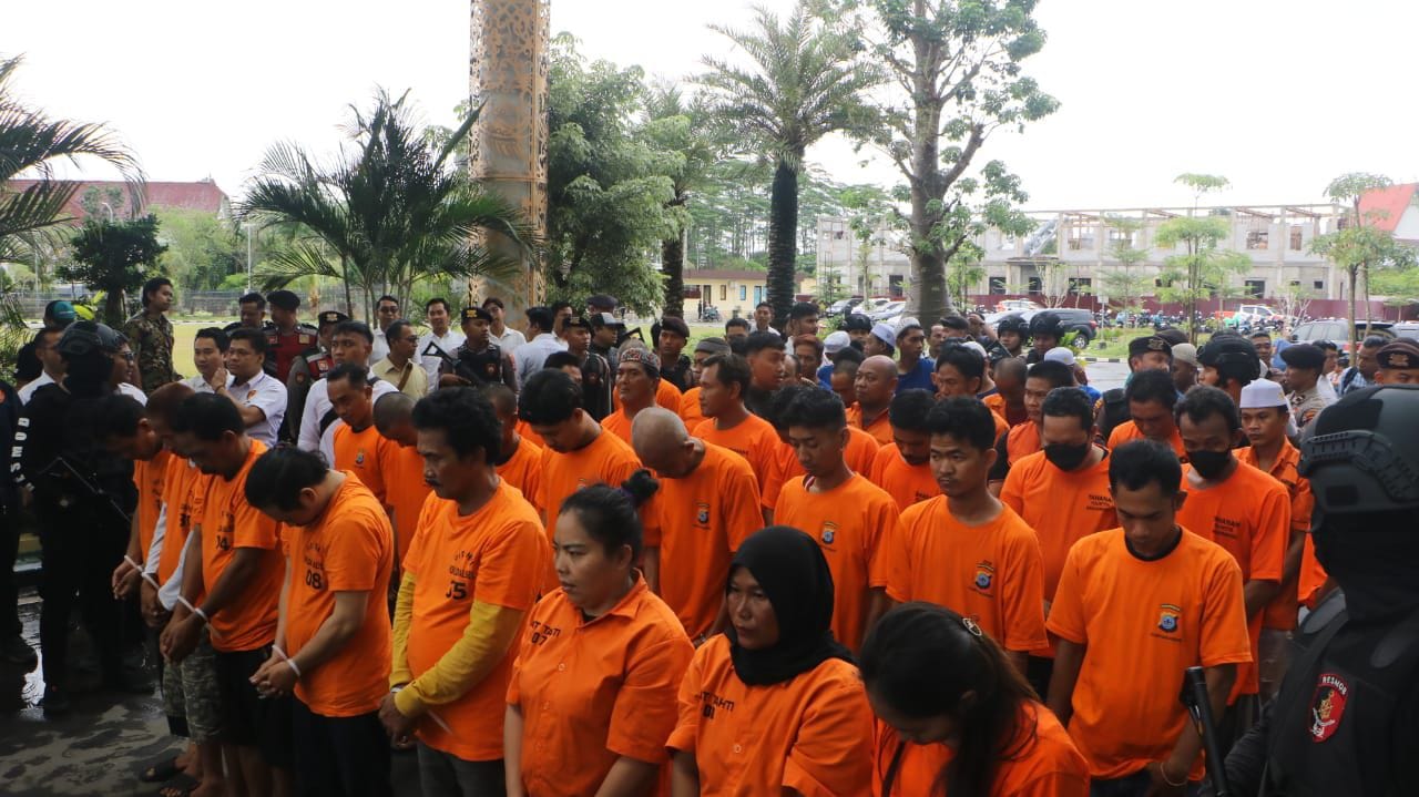 Polisi Ringkus 135 Tersangka dalam Operasi Berantas Premanisme