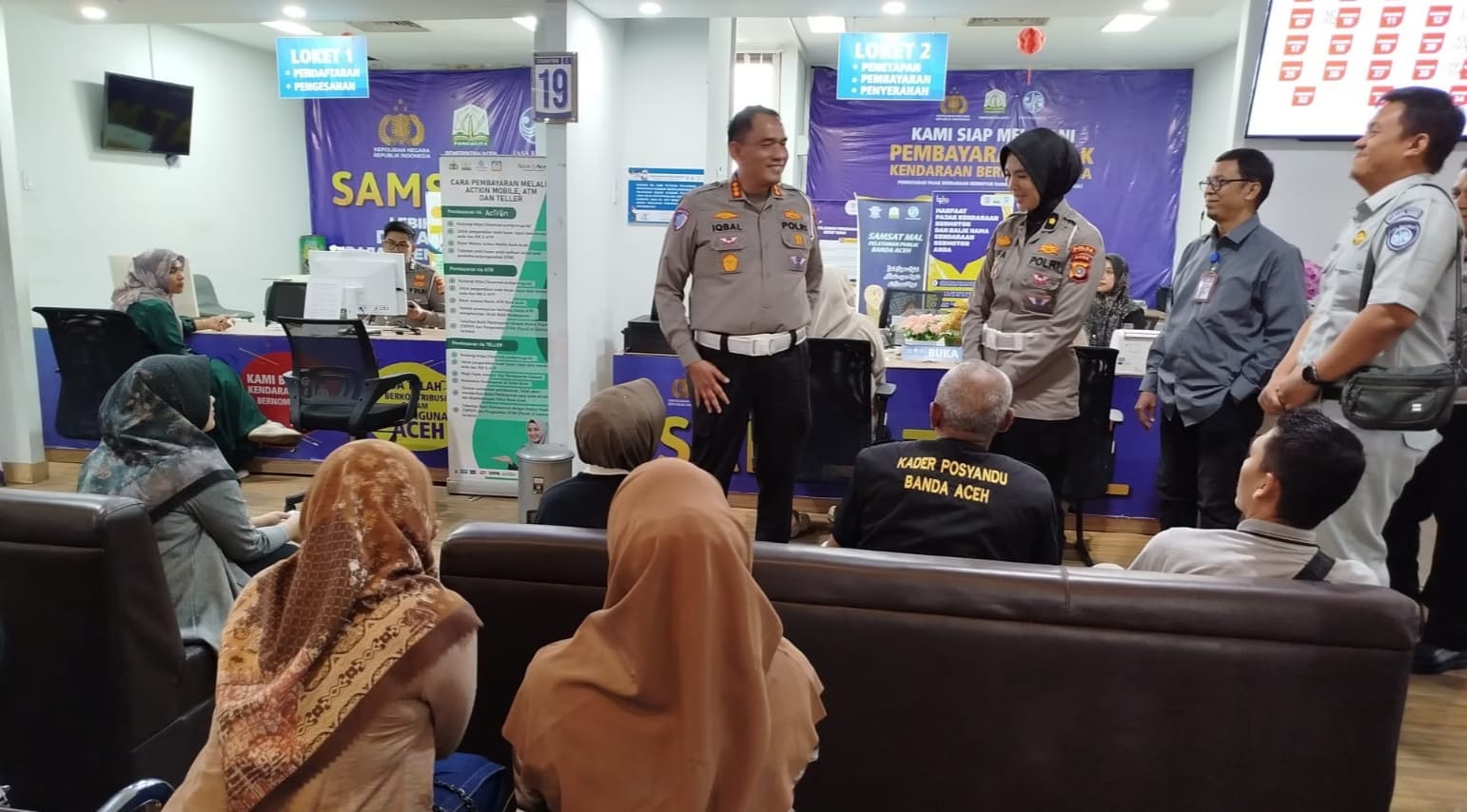 Tingkatkan Pelayanan, Dirlantas Polda Aceh Kunjungi SIM Corner dan Samsat Batoh