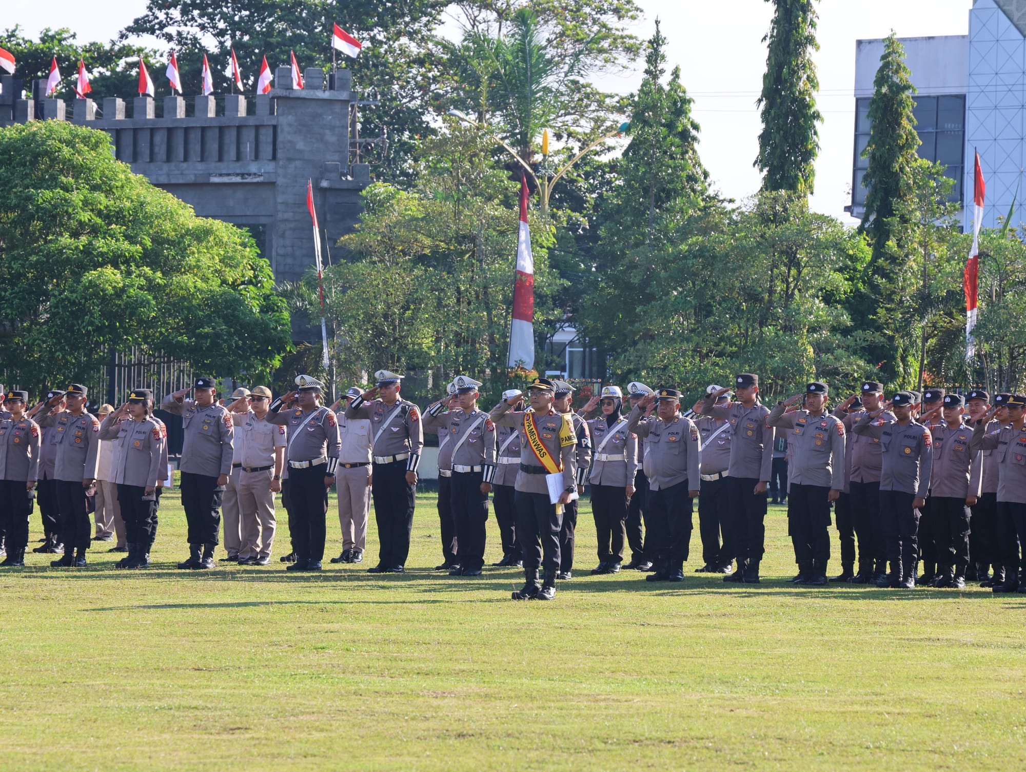 Pimpin Apel, Kapolda Kalteng Ingatkan Pentingnya Kebersamaan dan Kesehatan