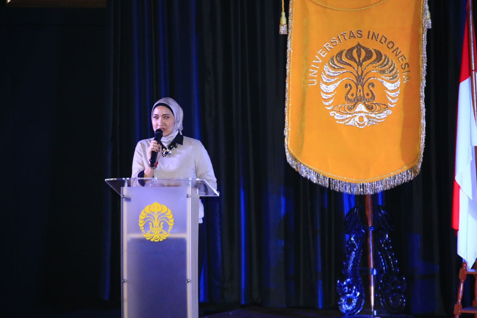 Transparan dan Informatif, Divhumas Polri Menang Emas di UI PR Awards