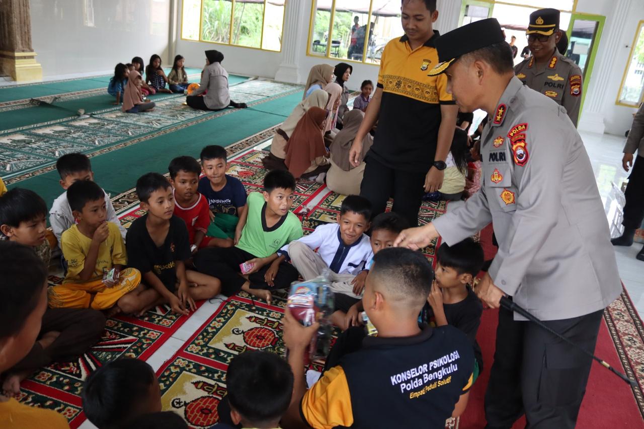 Korban Gempa Dapat Perhatian Khusus, Kapolda Bengkulu Turun Tangan Langsung