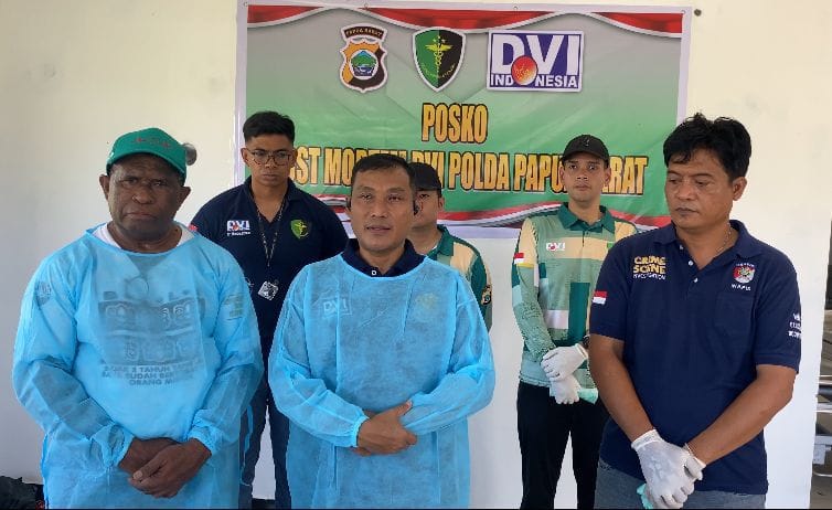 Polres Pegunungan Arfak Salurkan Bantuan Sembako untuk Warga Terdampak Longsor di Kampung Jim