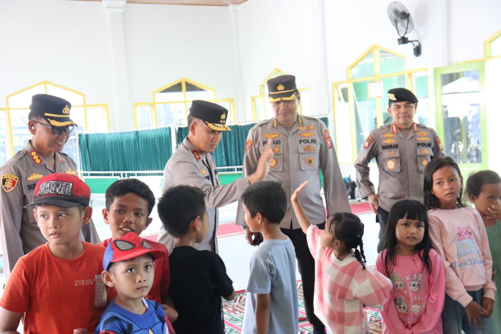 Kapolda Bengkulu Tinjau Langsung Kegiatan Trauma Healing Pasca Gempa 6,3 SR