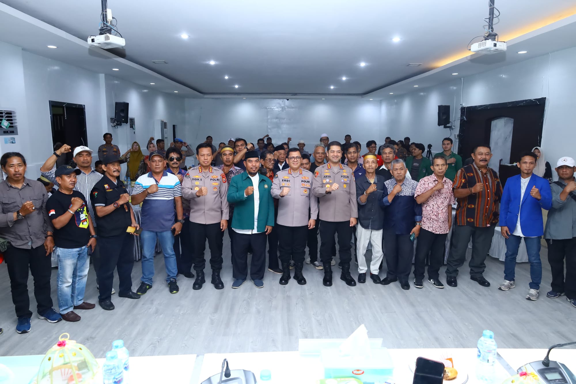 Perangi Radikalisme, Divhumas Polri Adakan FGD Kontra Terorisme di Polrestabes Makassar