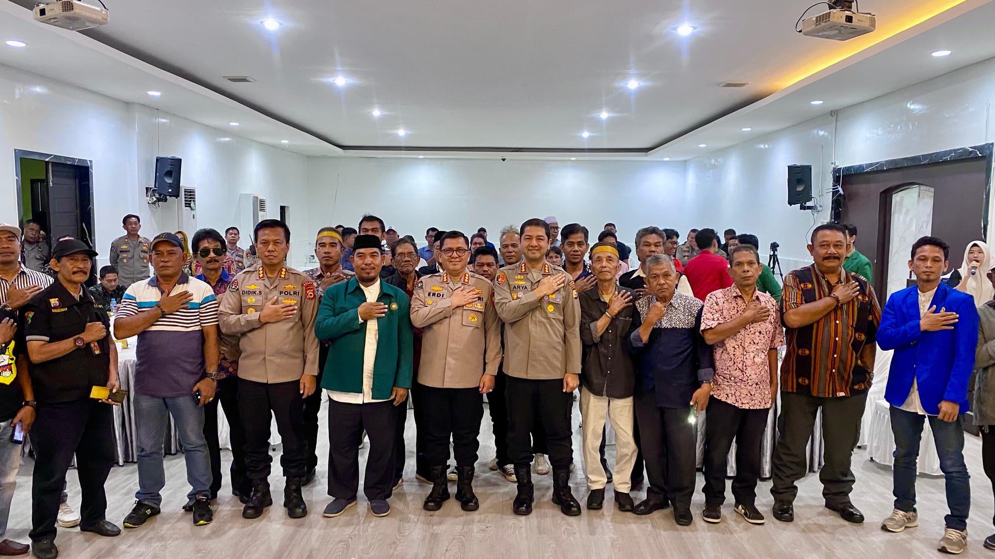 Divhumas Polri Gelar FGD di Makassar: "Terorisme Musuh Bersama Bangsa"