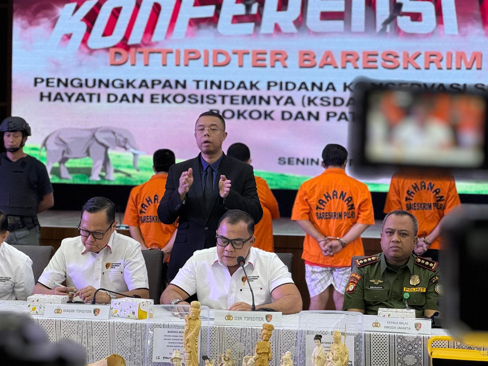 Perdagangan Gading Gajah Terlarang Terungkap, Bareskrim Amankan Pelaku di Sukabumi dan Jakarta