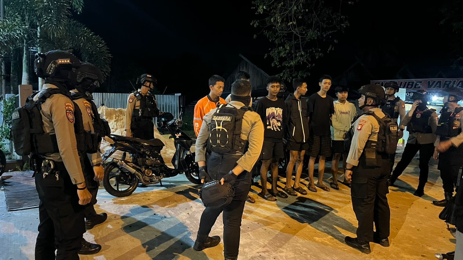 Tawuran Warga Ricuh di Palangka Raya, PPRC Ditsamapta Polda Kalteng Langsung Turun Tangan