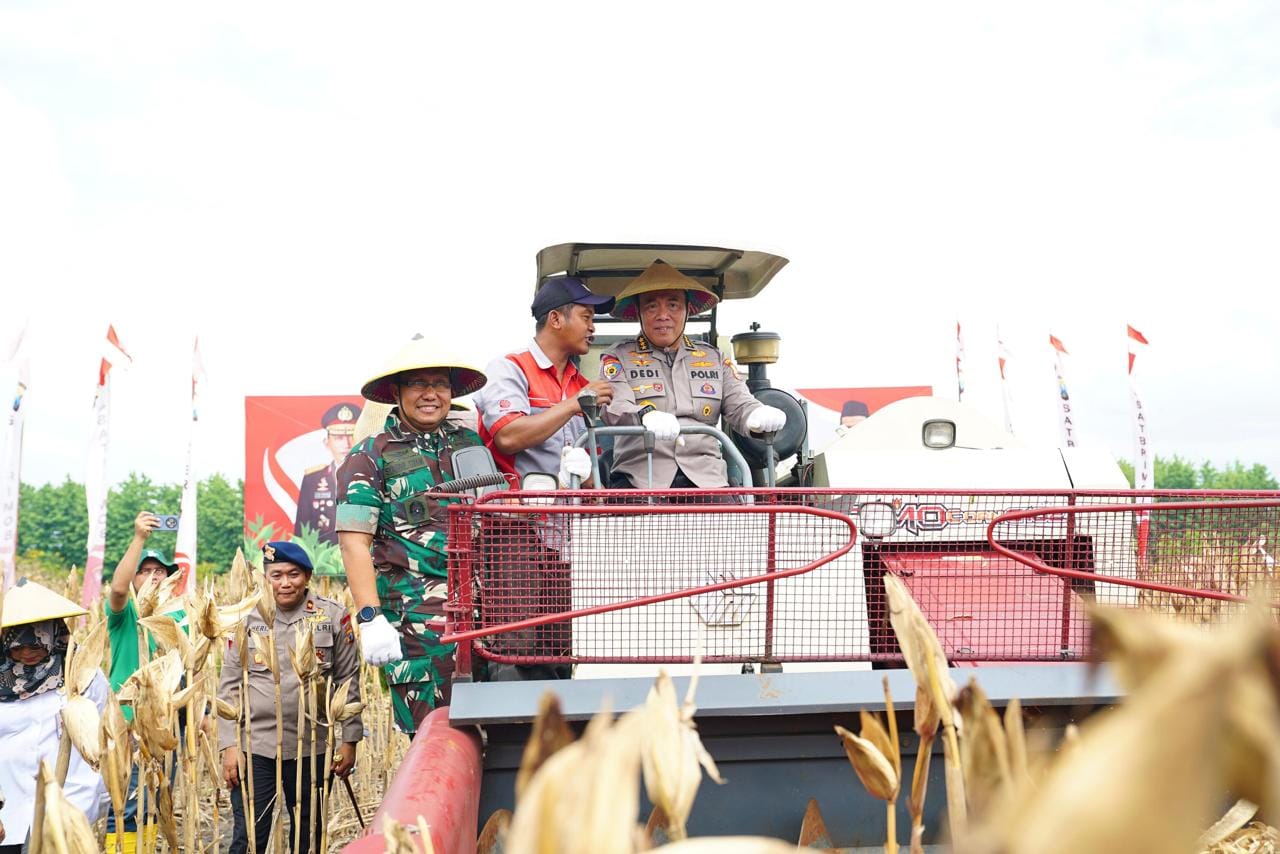 Gugus Tugas Ketahanan Pangan POLRI Sukses, Ekspor Jagung Perdana Dimulai