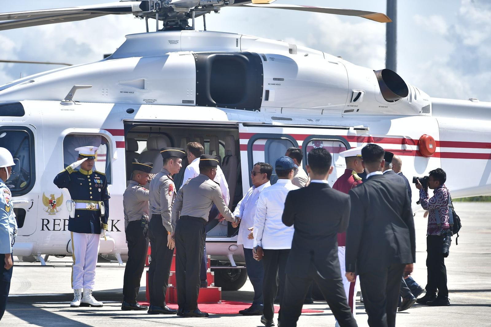 Pelayanan Prima, Helikopter AW 189 Polri Kawal Penerbangan Presiden RI dan Prancis