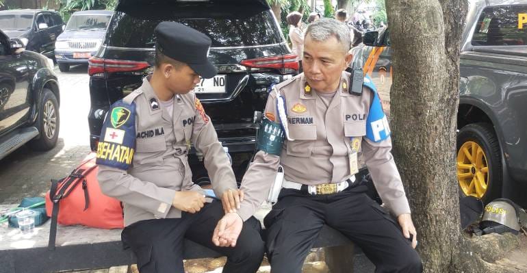 Tim Dokkes Polda Jateng Fokus Jaga Kebugaran Personel Pengamanan May Day Agar Tidak Lelah