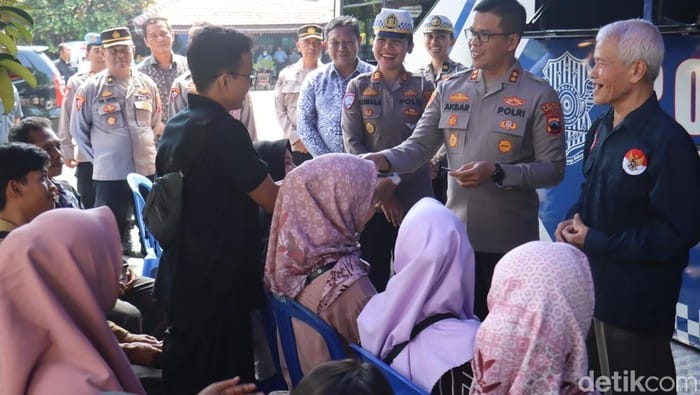 Polres Purbalingga Beri Layanan SIM Gratis bagi Buruh di Momen May Day