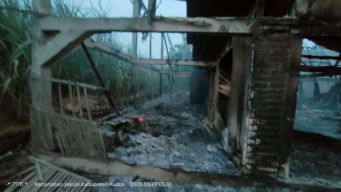 Kandang Ayam di Kudus Terbakar, Anak Pemilik Alami Luka Bakar