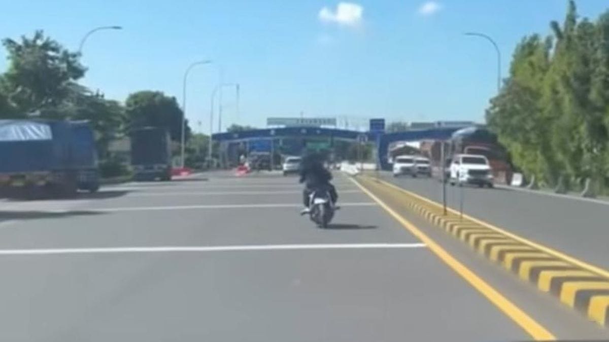Ikuti Google Maps, Pemotor Nyaris Masuk Tol di Semarang