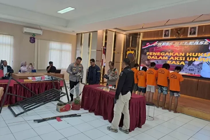 Polisi Tetapkan 6 Anggota Anarko sebagai Tersangka Kerusuhan May Day Semarang