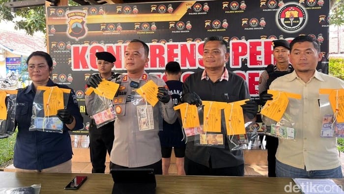 Komplotan Pengedar Uang Palsu Dibekuk Saat Akan Beli iPhone di Sragen