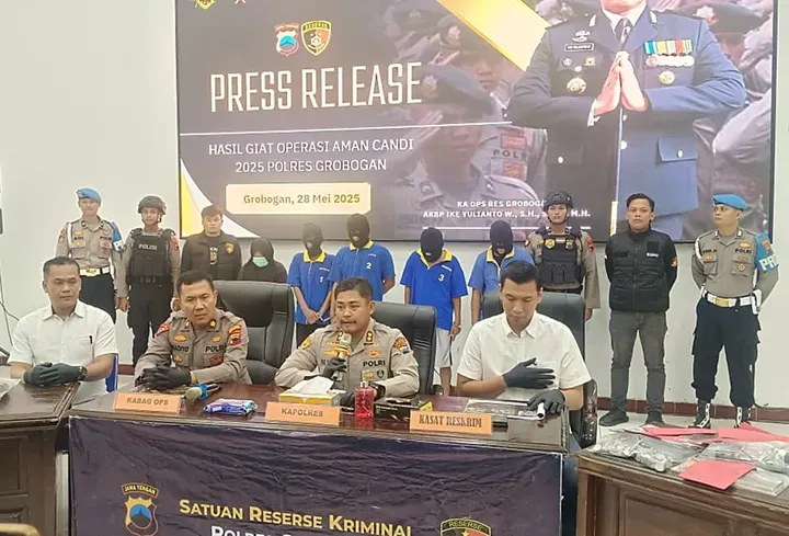 Polres Grobogan Tertibkan 30 Tukang Parkir Liar dalam Razia Gabungan