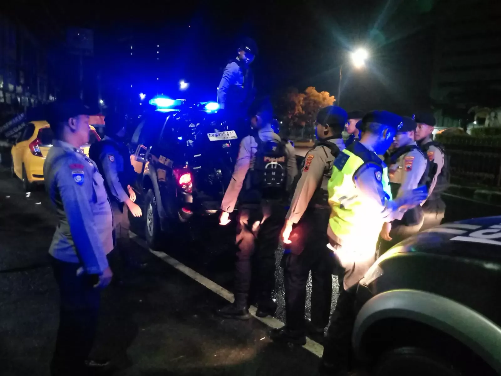 Polisi Persempit Ruang Gengster di Grogol, Dua Motor Knalpot Brong Diamankan Saat Patroli Malam