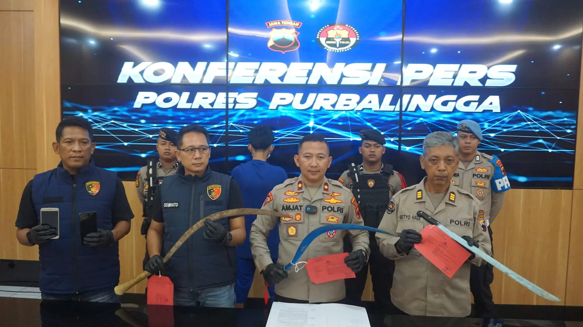 Polres Purbalingga Gagalkan Tawuran, 21 Remaja Diamankan – 3 Terlibat Kepemilikan Sajam
