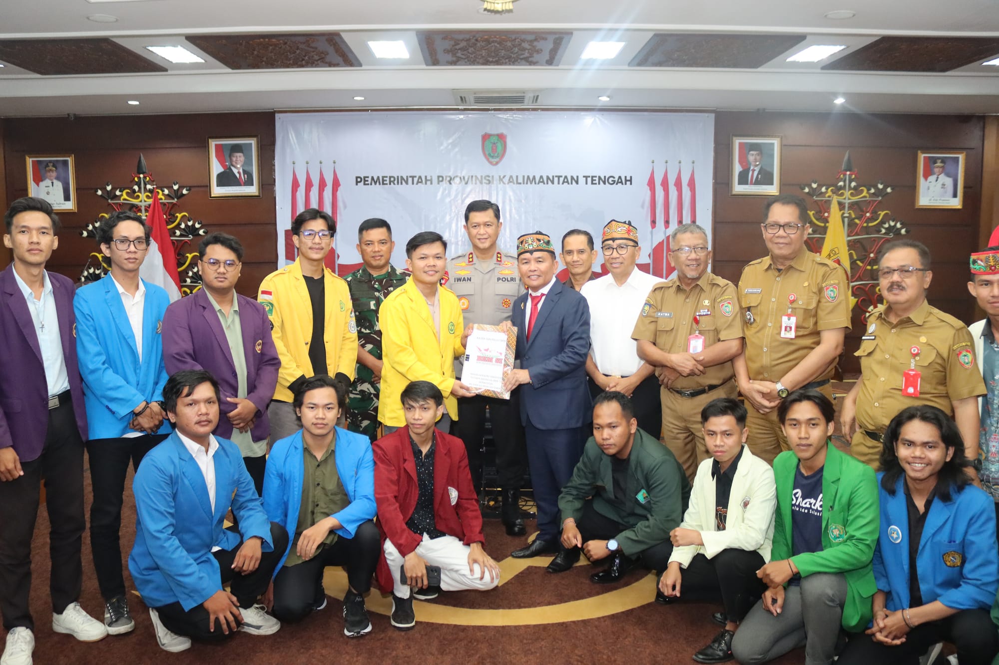 Kapolda Kalteng dan Forkopimda Dampingi Gubernur Audiensi dengan BEM se-Kalteng