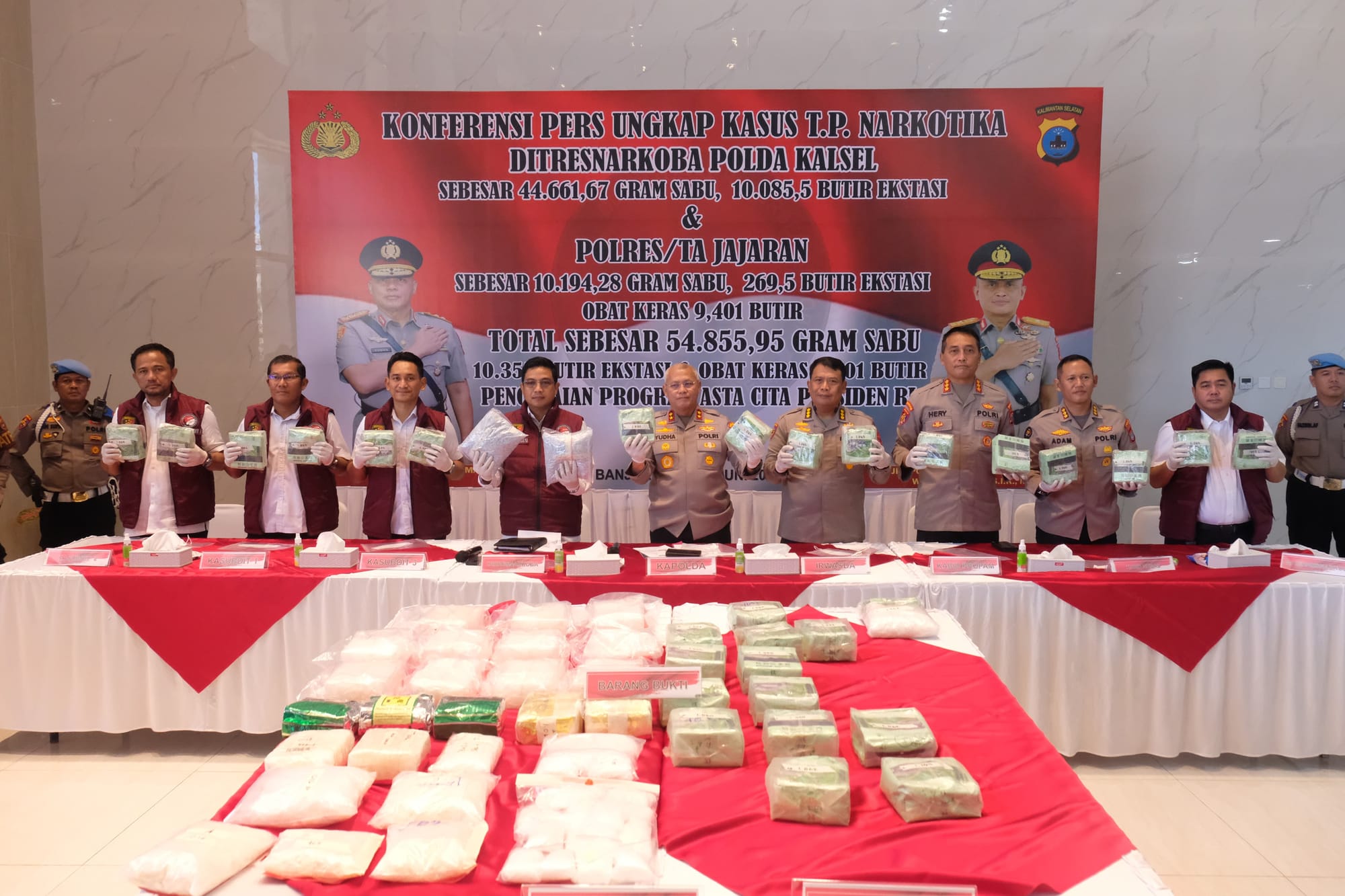 Pengungkapan Besar Polda Kalsel: Sita Puluhan Kilogram Sabu dan Ribuan Pil Ekstasi