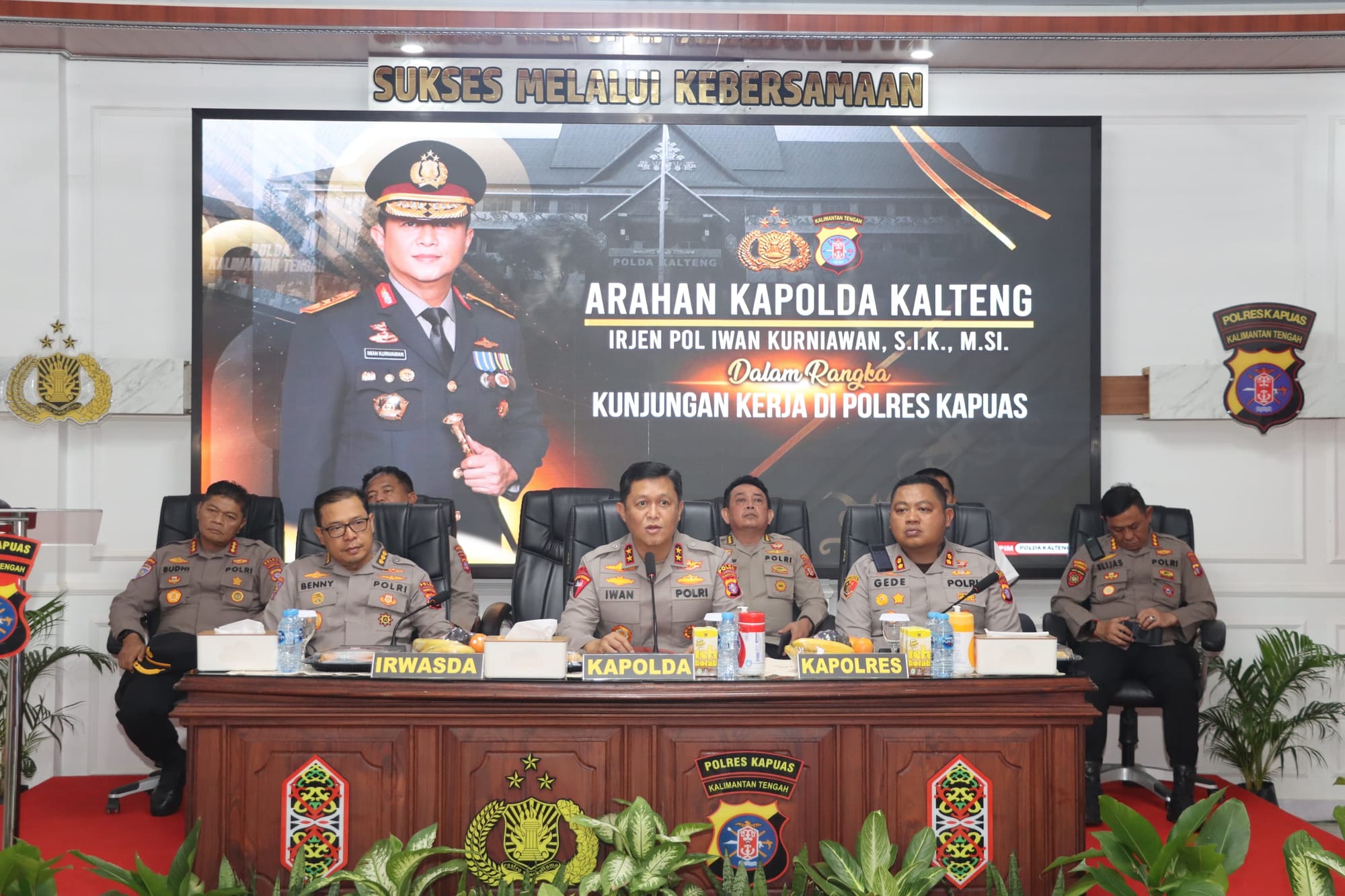 Kapolda Kalteng Sampaikan Arahan Strategis saat Kunjungan Kerja di Polres Kapuas