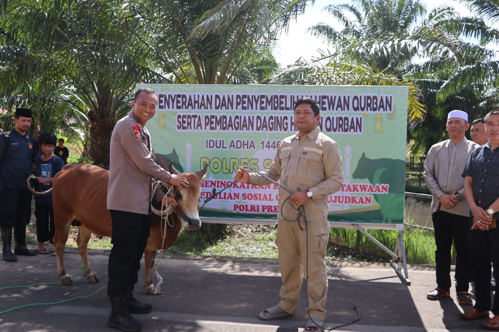 Polres Seruyan Kurbankan 33 Hewan di Hari Raya Iduladha 1446 H