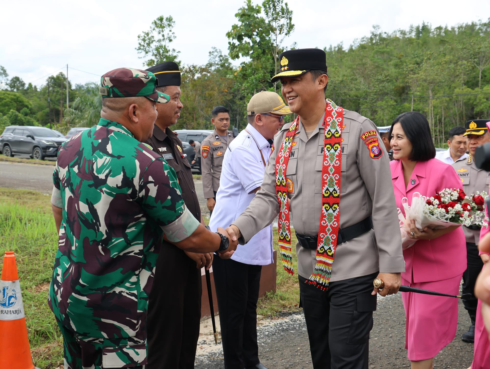 Tegaskan Komitmen RESPEK, Kapolda Kalteng Apresiasi Pelayanan Publik Polres Gumas