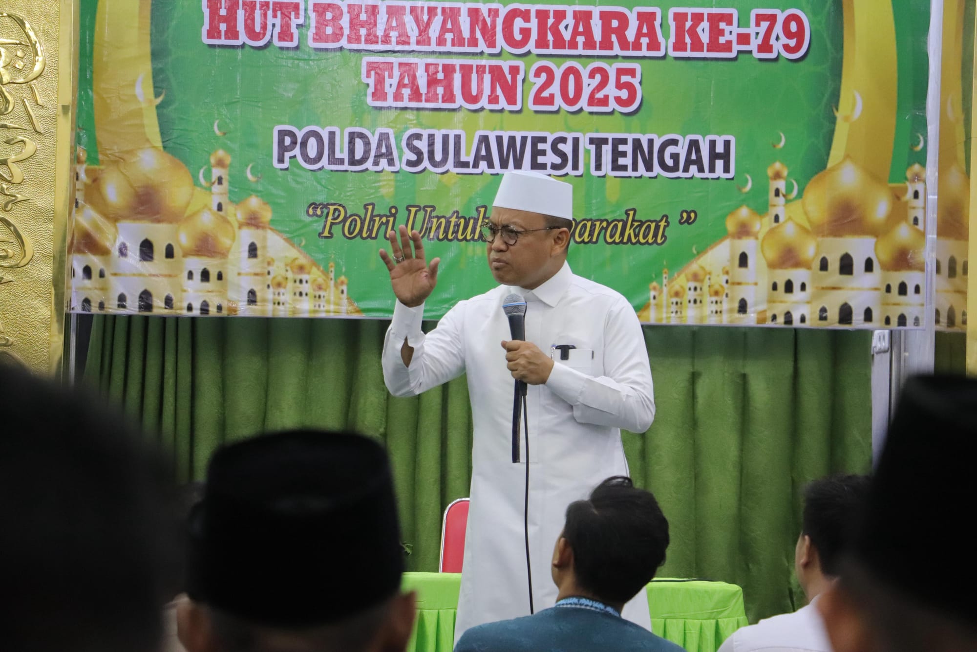 Peringati HUT Bhayangkara ke-79, Polda Sulteng Gelar Dzikir Bersama Ustad Das’ad Latif