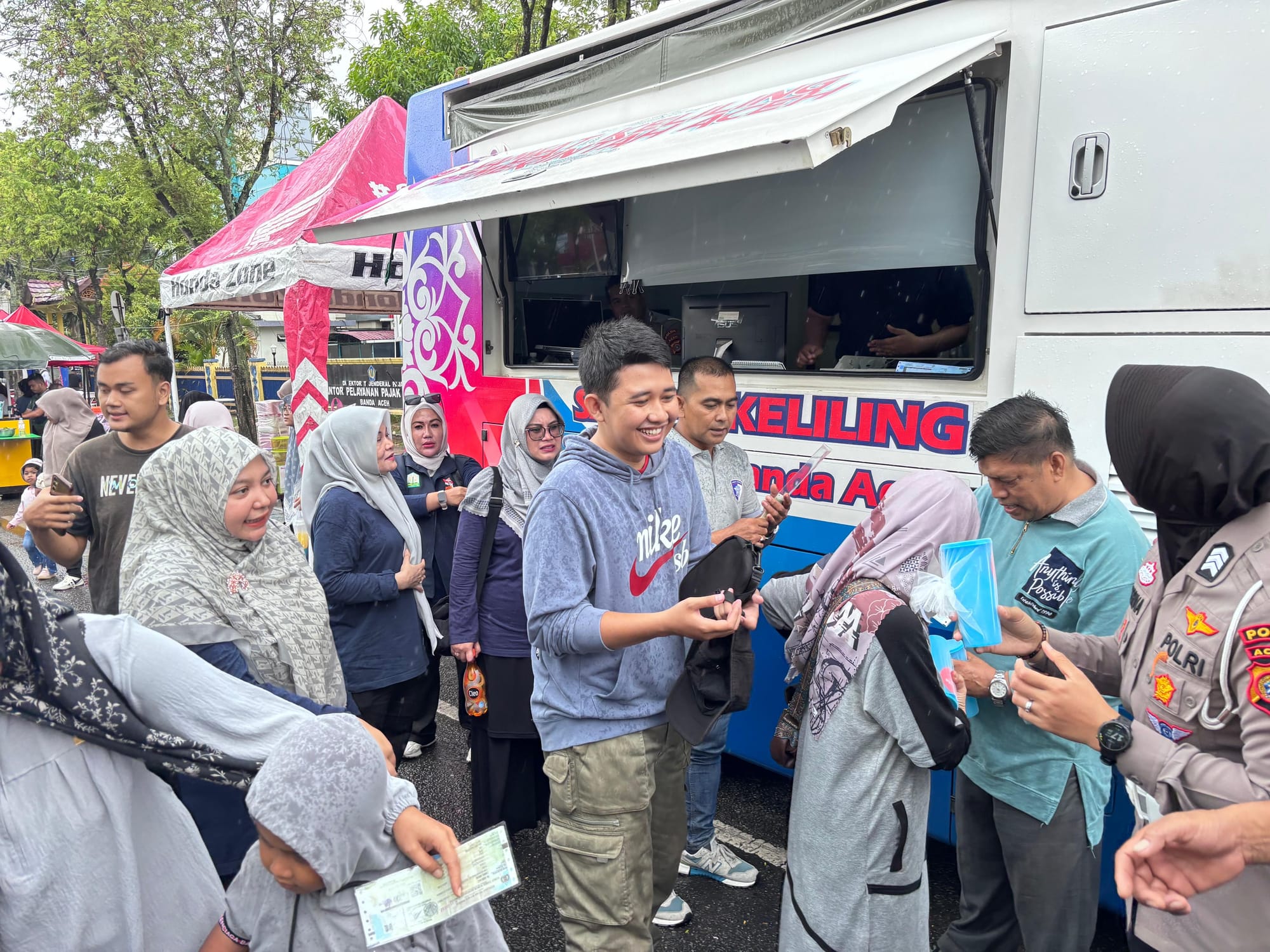 Polri Hadir di CFD dengan Layanan Samsat dan SIM Keliling Jelang Hari Bhayangkara ke-79
