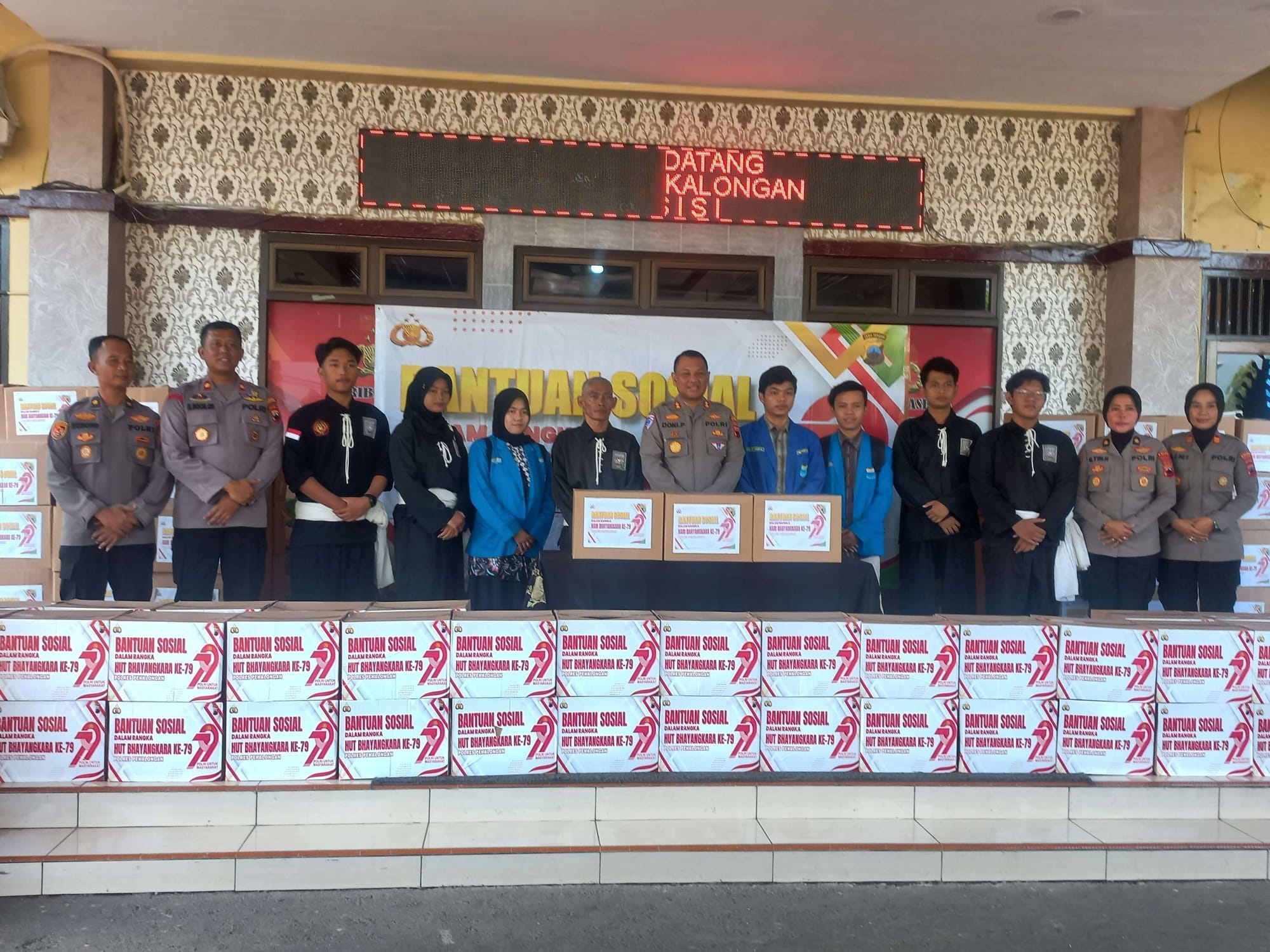 HUT Bhayangkara, Polres Pekalongan Gelar Pembagian 1.000 Paket Sembako