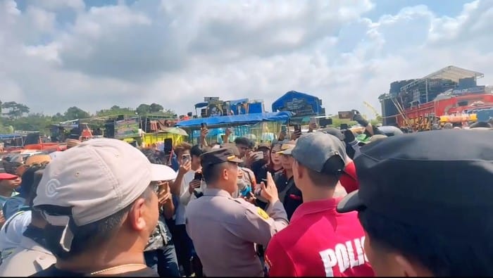 Terlalu Bising, Karnaval Sound Horeg di Tayu Pati Dibubarkan