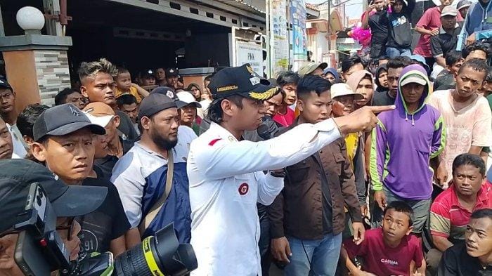 Emosi, Kades Luwungragi Brebes Adu Mulut dan Tuding Warga Soal Tuduhan Judi Online