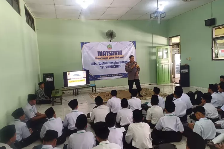 Cegah Bullying, Polisi Berikan Sosialisasi ke Siswa di Jepara