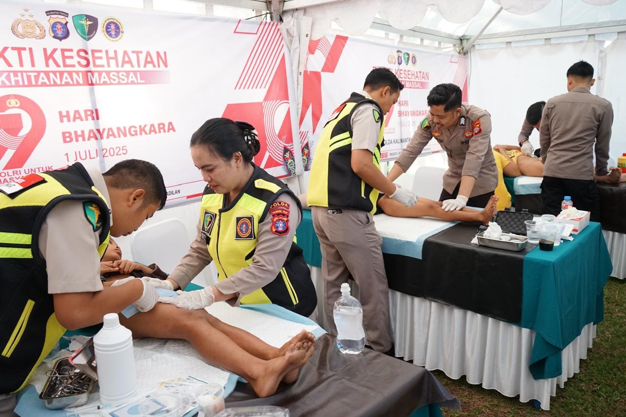 Polri Untuk Masyarakat, Pelayanan Kesehatan Gratis Turut Meriahkan Puncak HUT Bhayangkara di Kalteng
