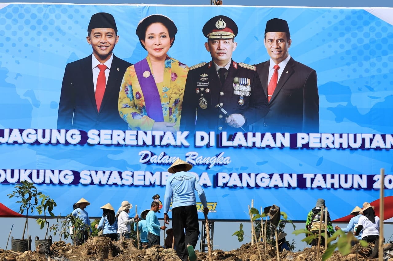 Kapolri Tanam Jagung Kuartal III, Wujudkan Swasembada Pangan Nasional