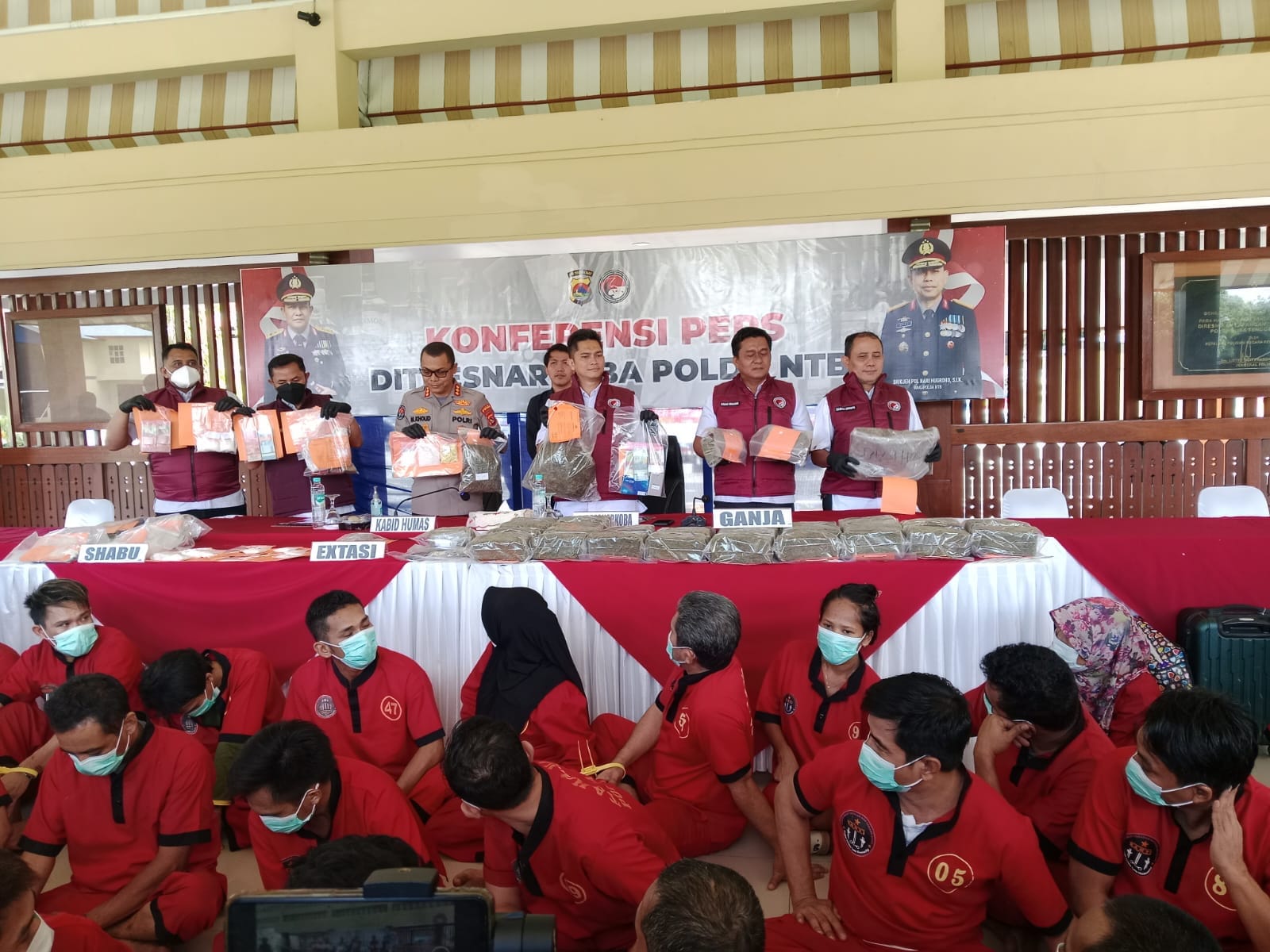 Polda NTB Bongkar 32 Kasus Narkoba dan Tangkap 45 Tersangka Selama Mei hingga Juli 2025