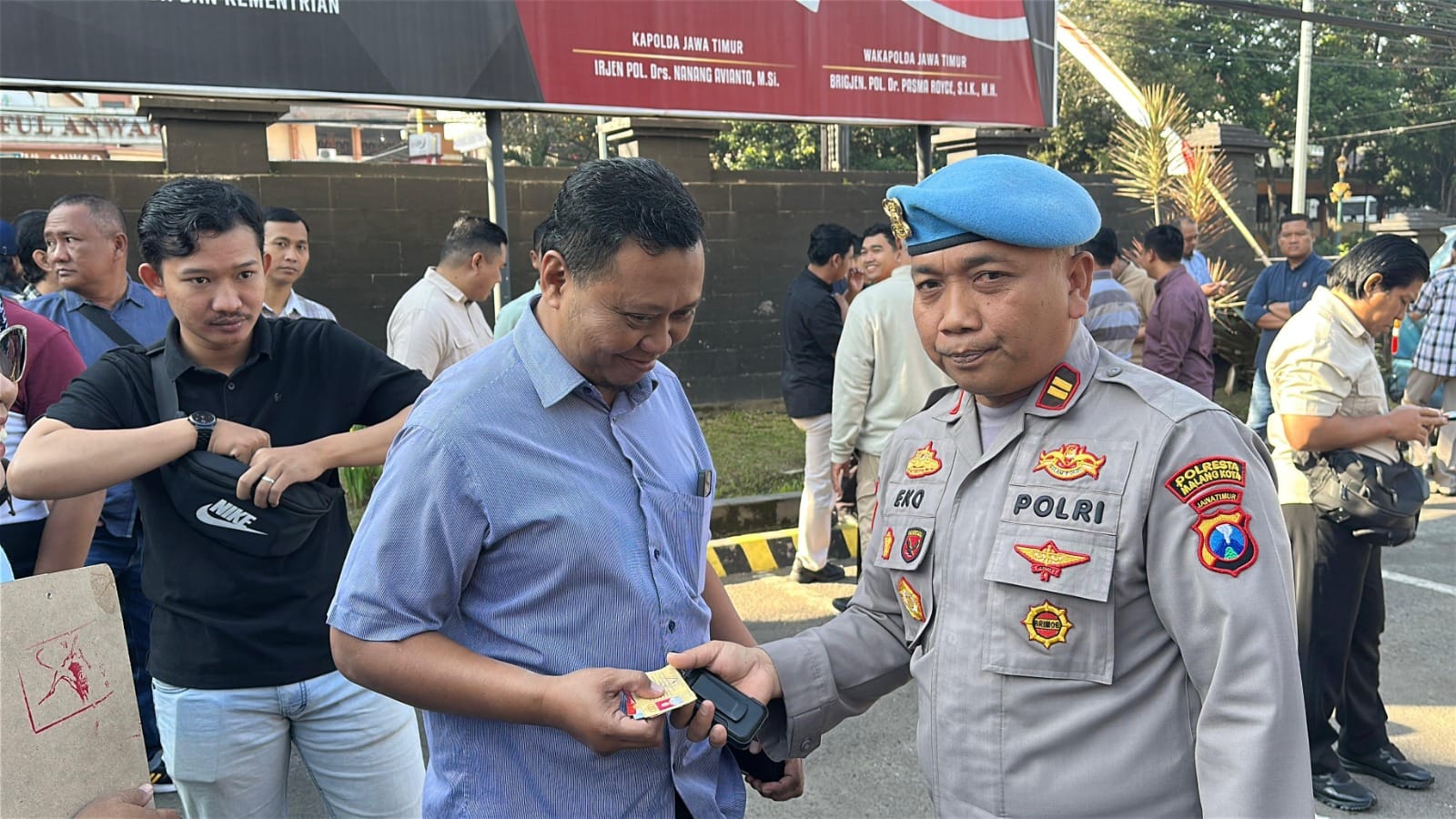 Ketatkan Gaktibplin, Propam Cek Surat-Surat Kendaraan Milik Anggota Polisi
