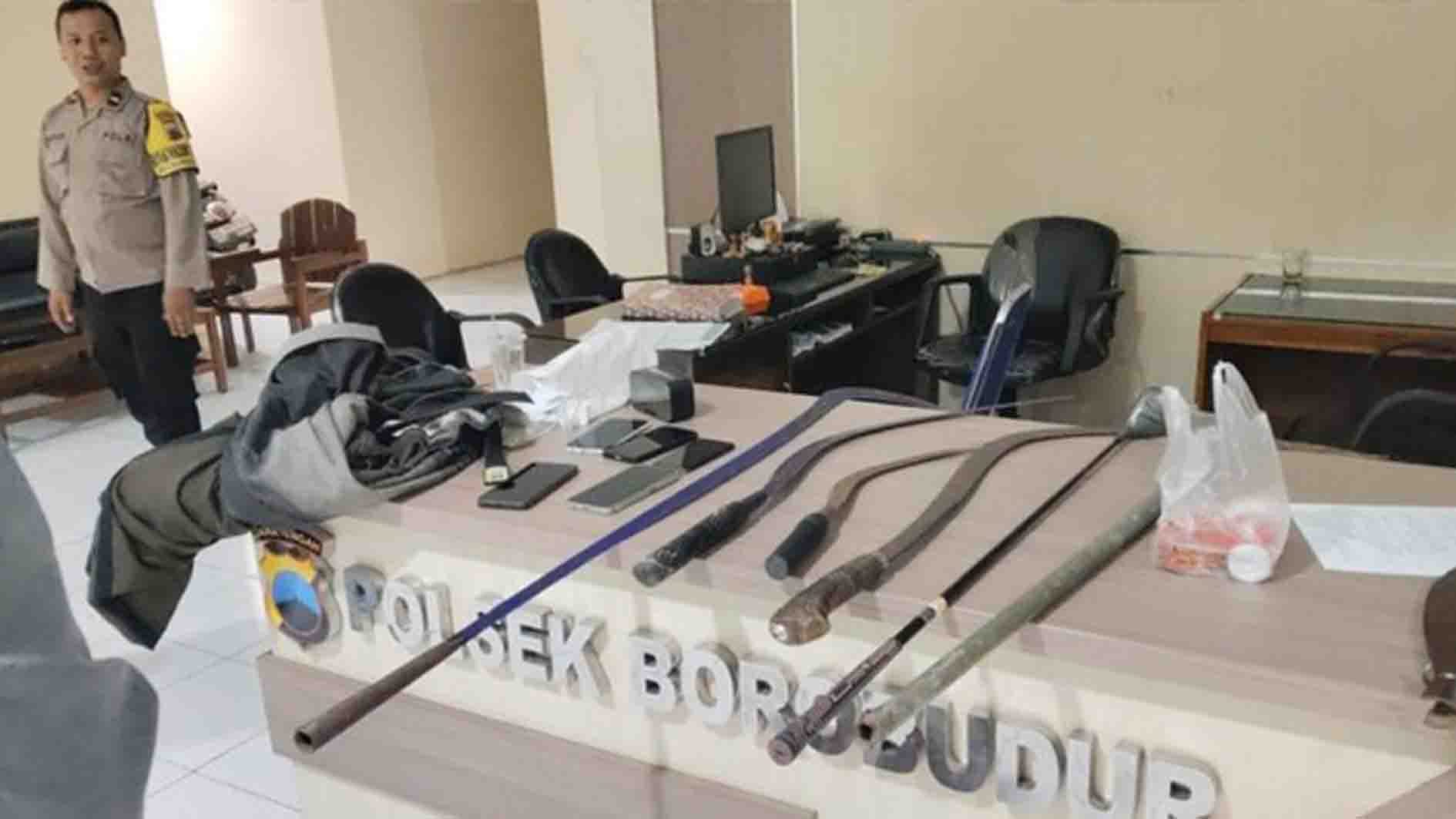 Polisi Bubarkan Remaja di Magelang Diduga Hendak Tawuran, Celurit Diamankan